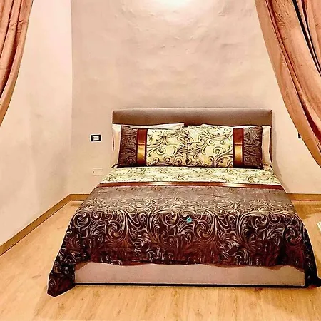 Lovely And Cozy Central Apartment In The Best Position-3
