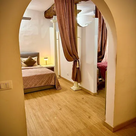 Lovely And Cozy Central Apartment In The Best Position-2